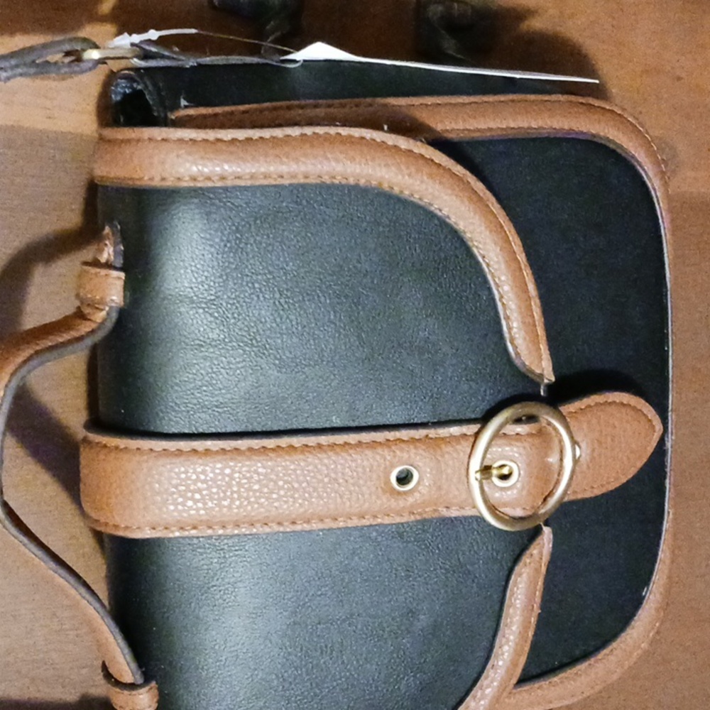 Purse - Picture 2 of 6